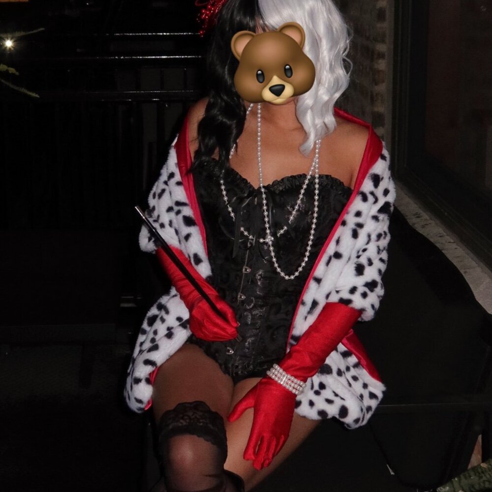 Cruella Costume Accessories - Picture 2 of 2